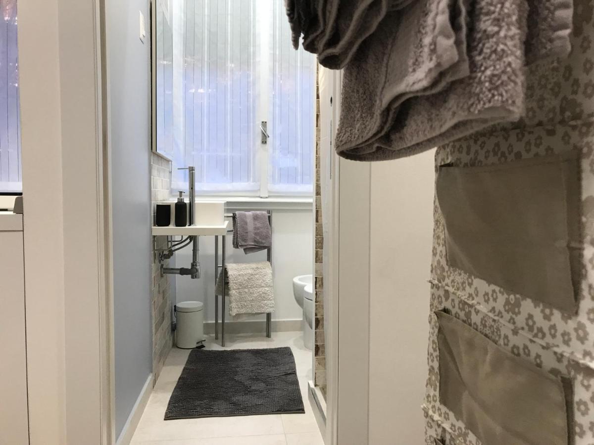 Studio 25 Apartment - Near Metro M3 Мілан Екстер'єр фото