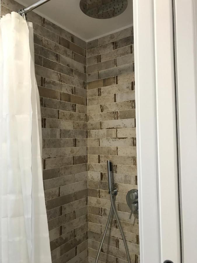 Studio 25 Apartment - Near Metro M3 Мілан Екстер'єр фото